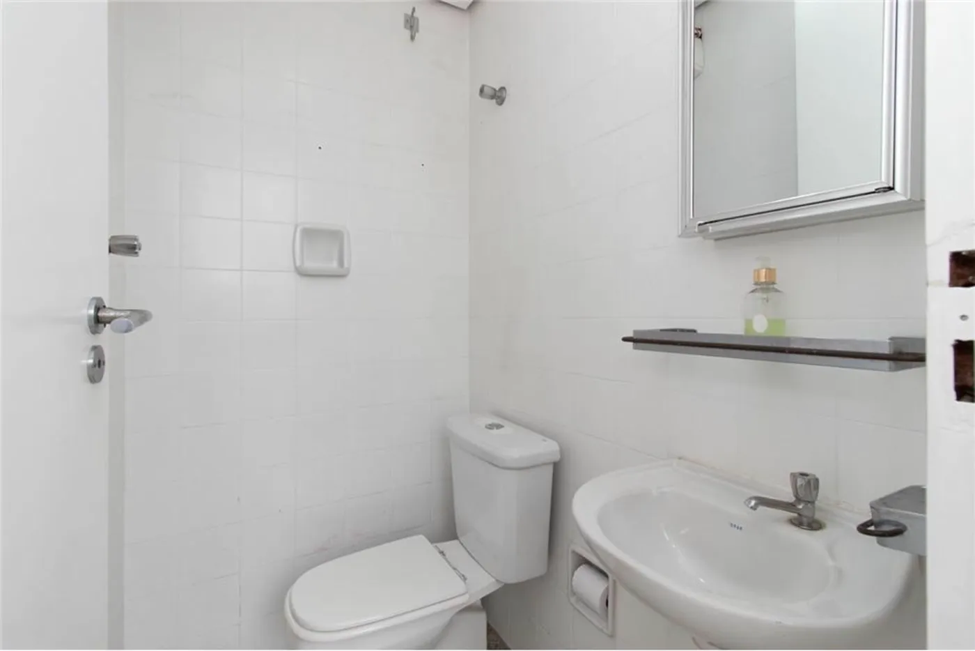 CBJAS 1197 Apto 601971018-1244 - REMAX Empire Exclusividades