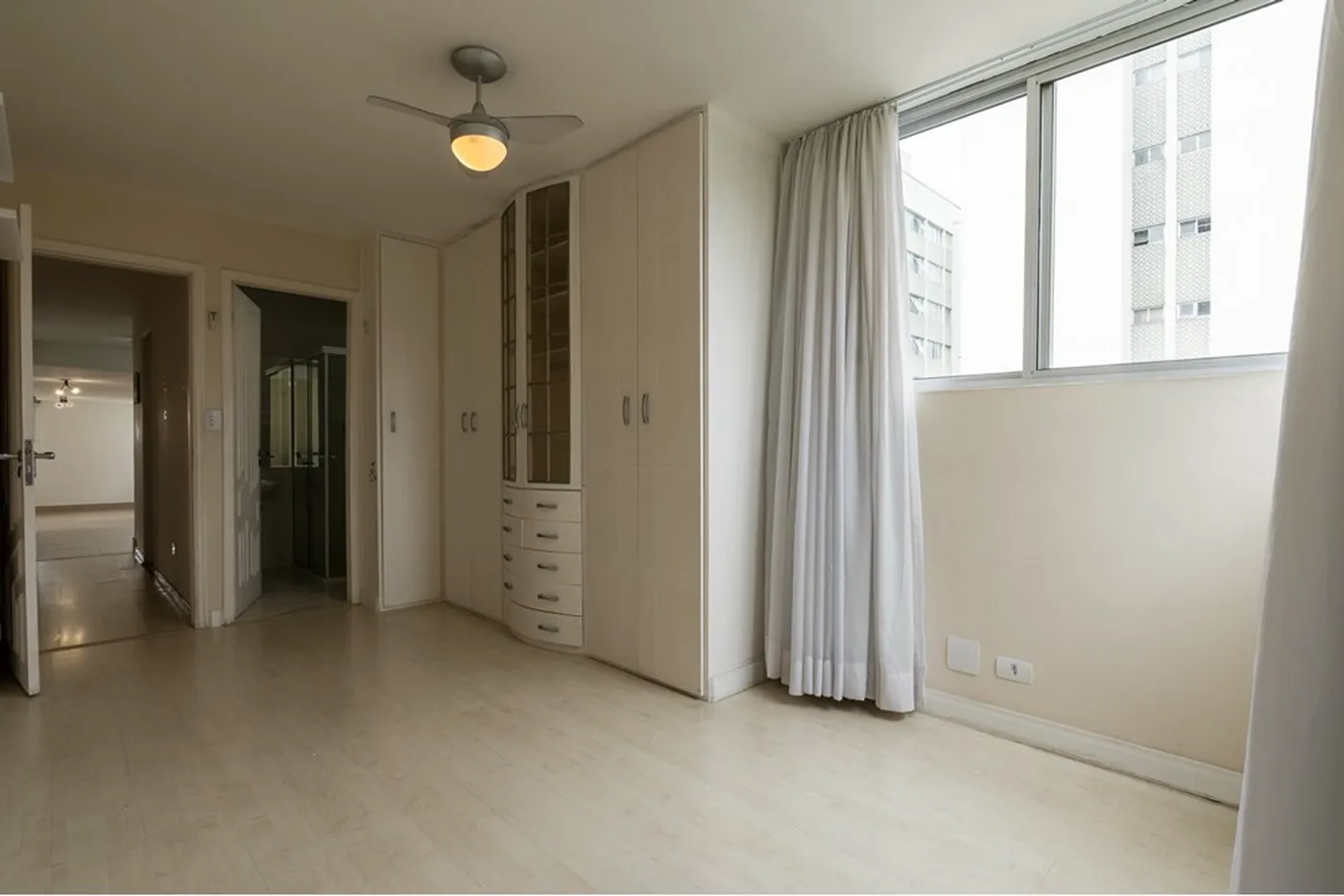 IDC 133 Apto 601971051-51 - REMAX Empire Exclusividades