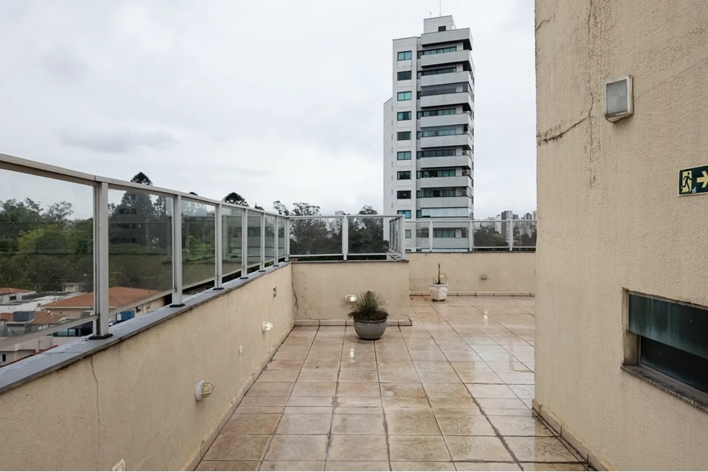 IDC 133 Apto 601971051-51 - REMAX Empire Exclusividades