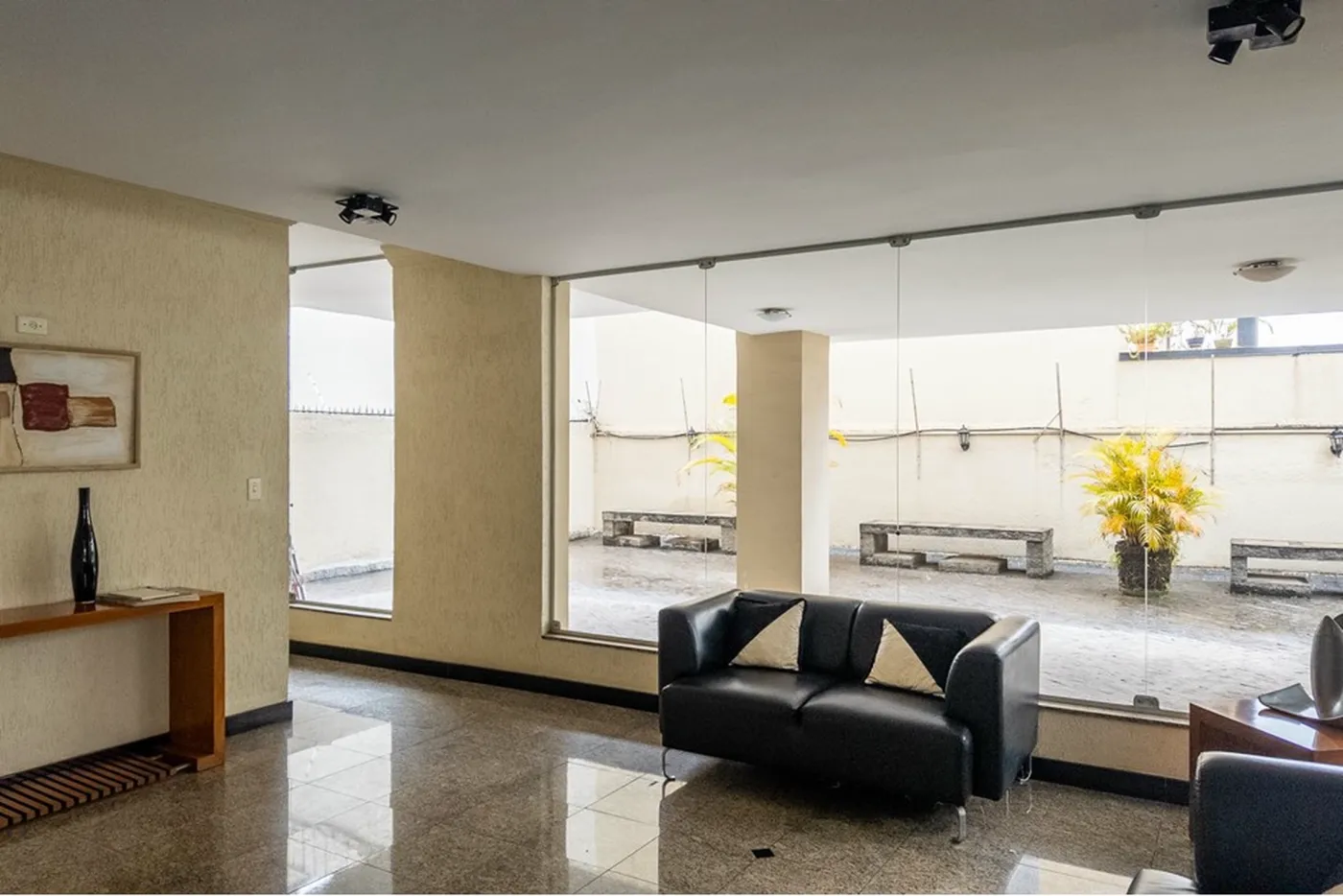 IDC 133 Apto 601971051-51 - REMAX Empire Exclusividades