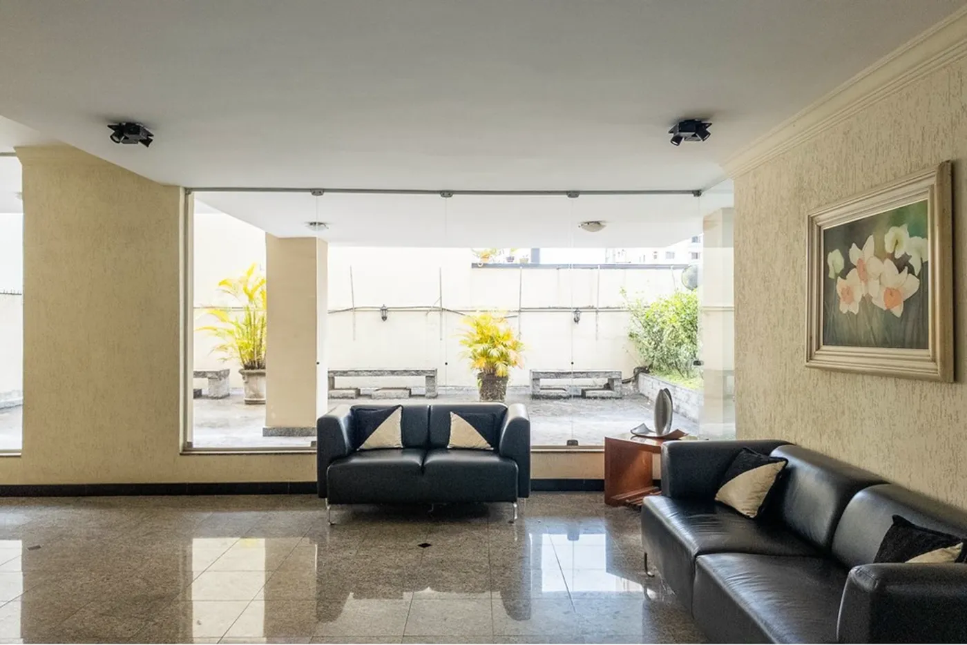 IDC 133 Apto 601971051-51 - REMAX Empire Exclusividades