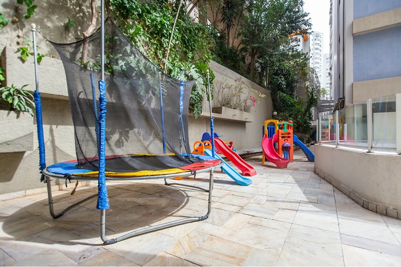 HDVF 375 Apto 601081042-65 - REMAX Lepex Exclusividades HDVF 375 Apto 601081042-65 - REMAX Lepex Exclusividades