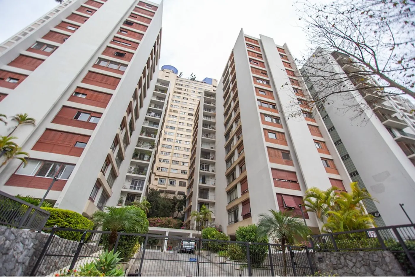 HDVF 375 Apto 601081042-65 - REMAX Lepex Exclusividades HDVF 375 Apto 601081042-65 - REMAX Lepex Exclusividades