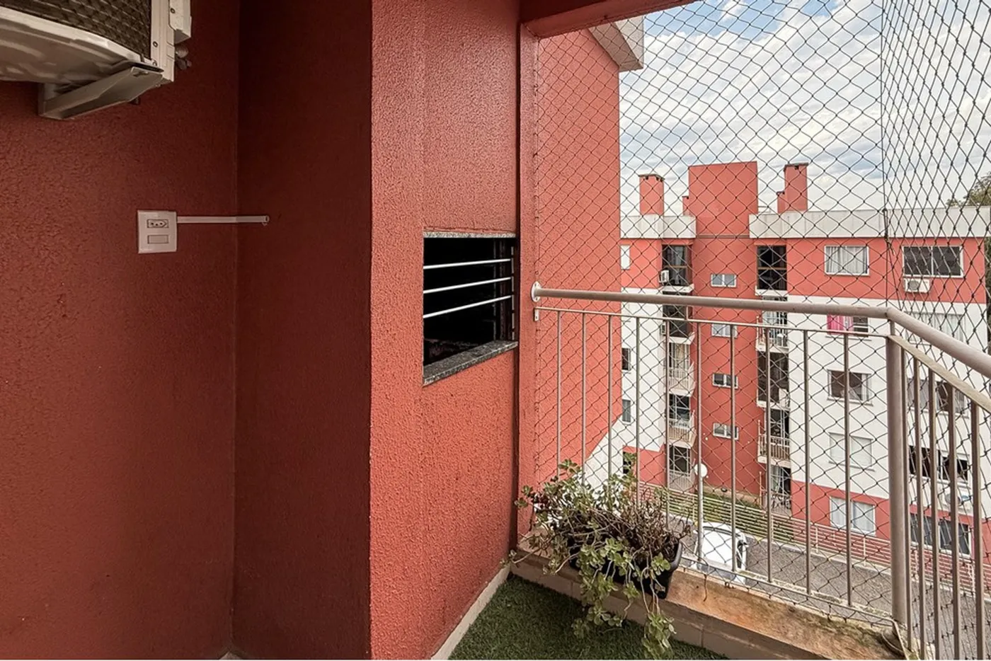 PAC 240 Apto 612651059-7 - REMAX Pillares Exclusividades