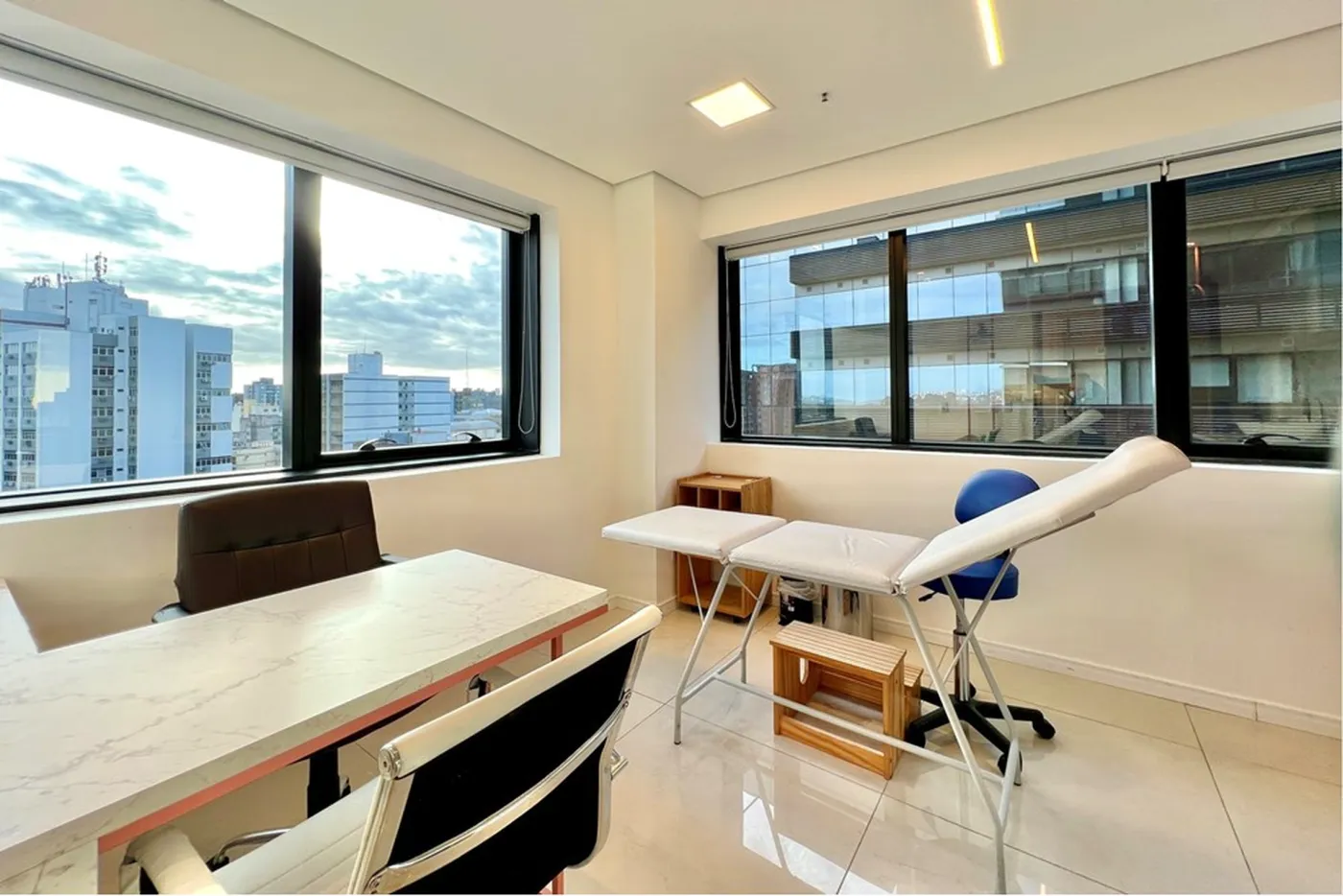 MRGS 885 Sala 610241040-27 - REMAX 520 Exclusividades