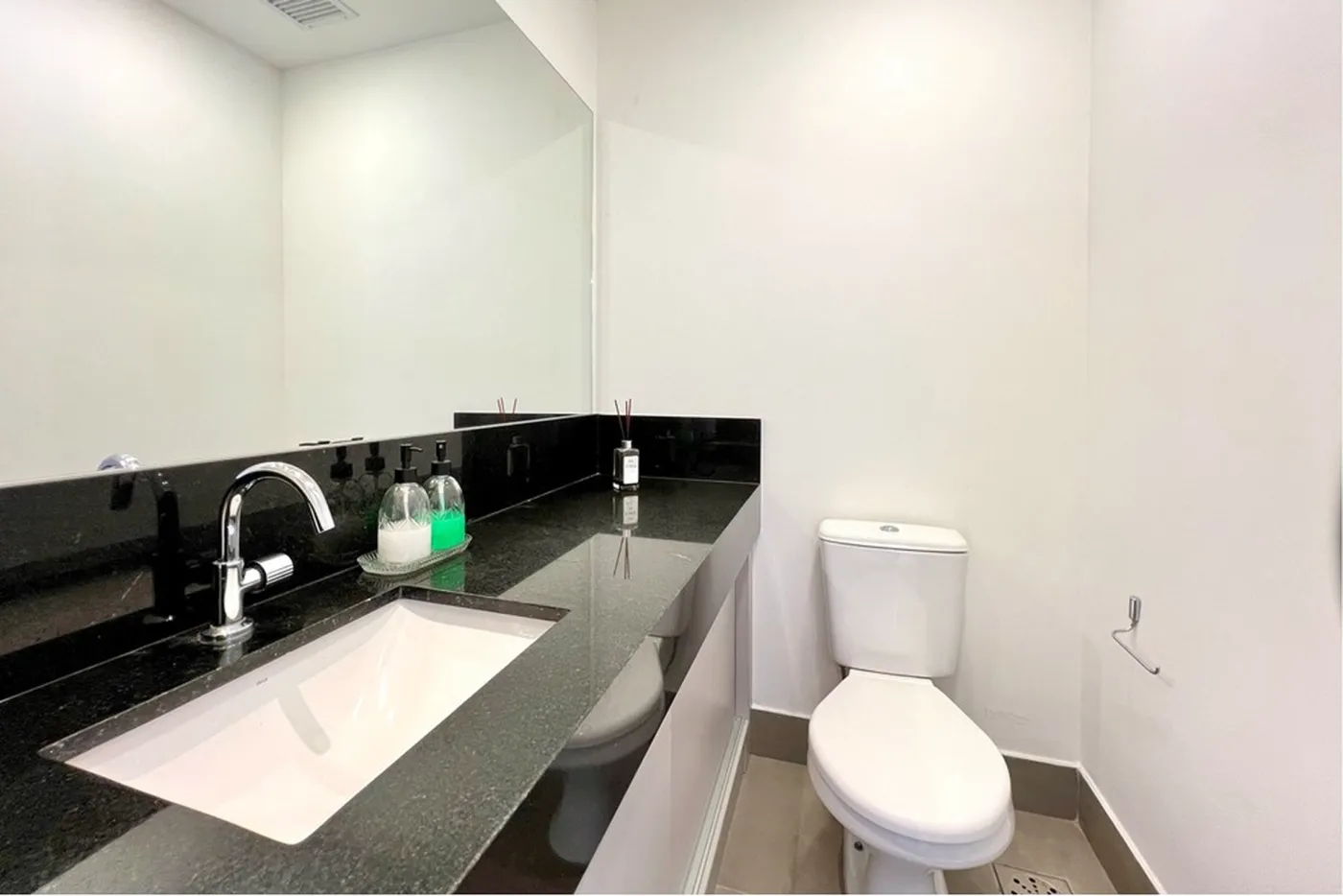 MRGS 885 Sala 610241040-27 - REMAX 520 Exclusividades