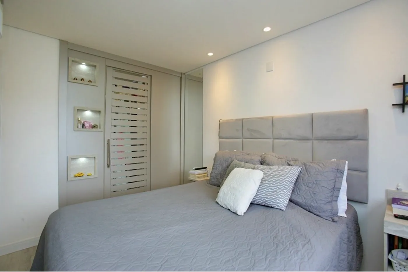 CCA 160 Apto 612481004-82 - REMAX Andar de Cima Exclusividades