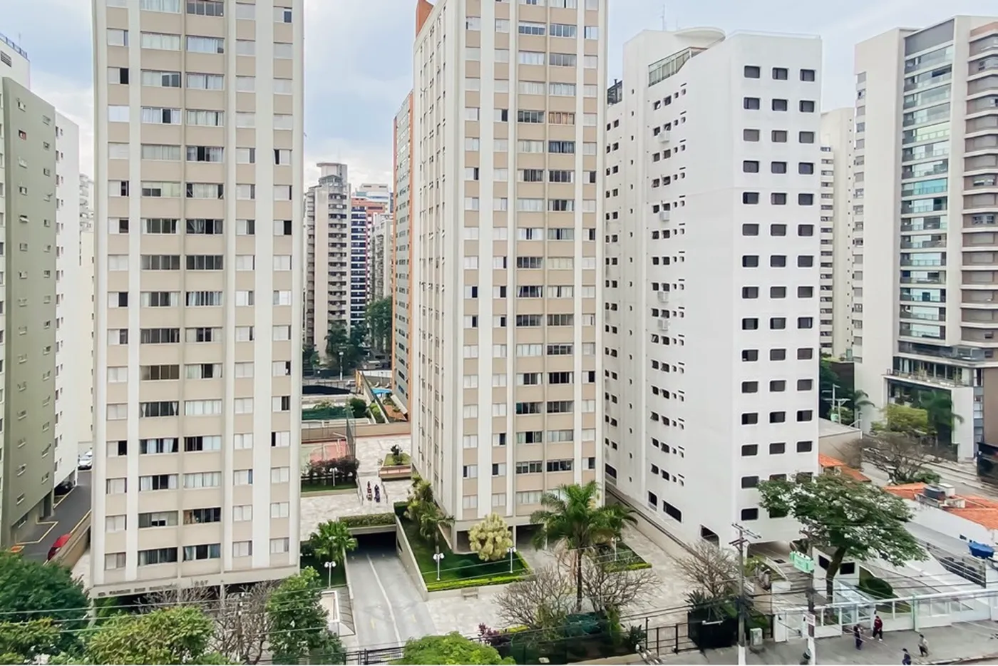 IR 900 Apto 630331102-6 - REMAX Comunità Exclusividades