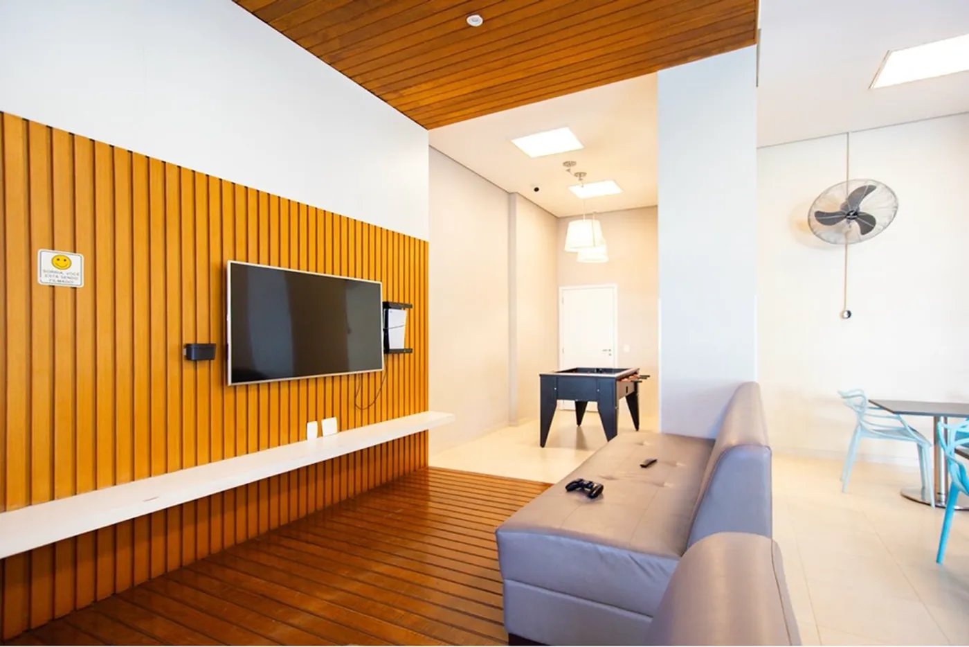 PT 1060 Apto 601081042-66 - REMAX Lepex Exclusividades