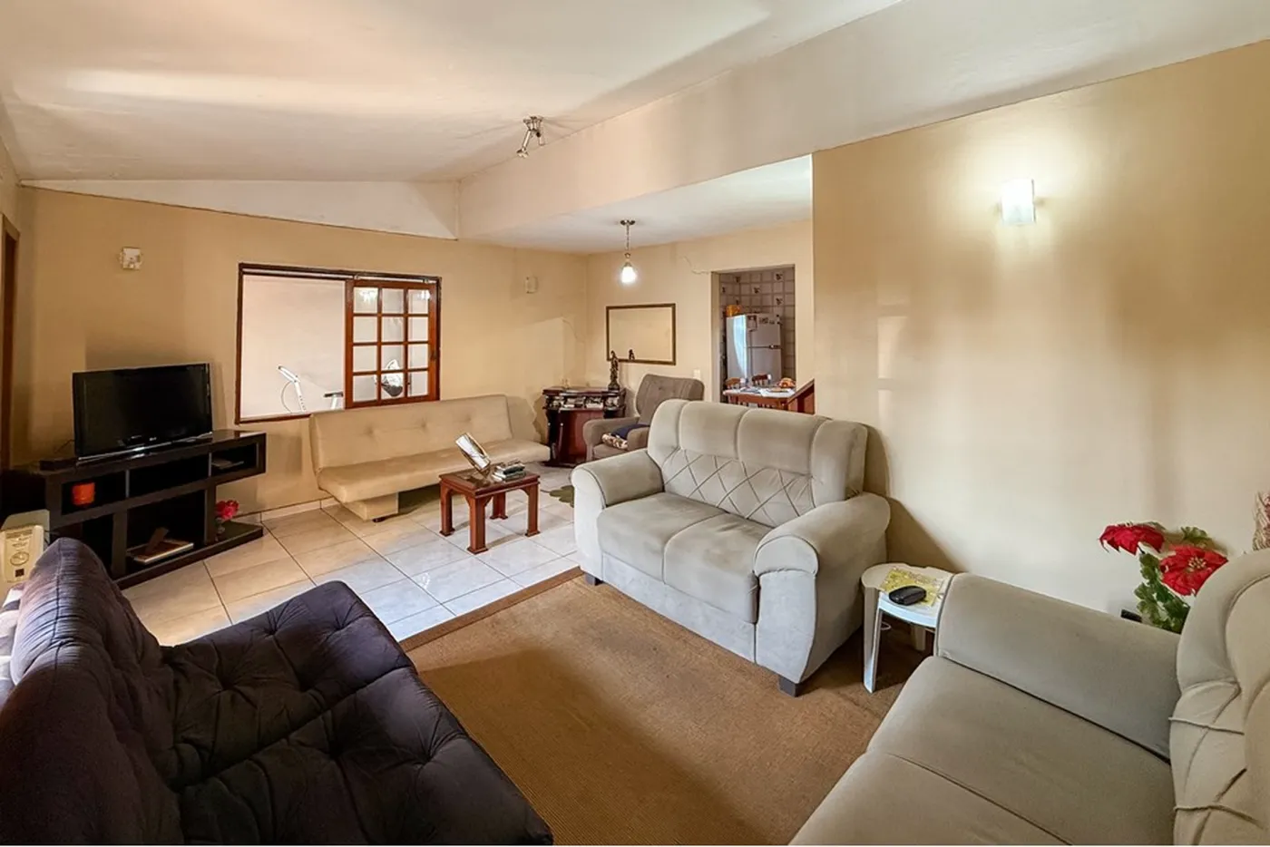 LRG 1518 Casa 612651063-5 - REMAX Pillares Exclusividades