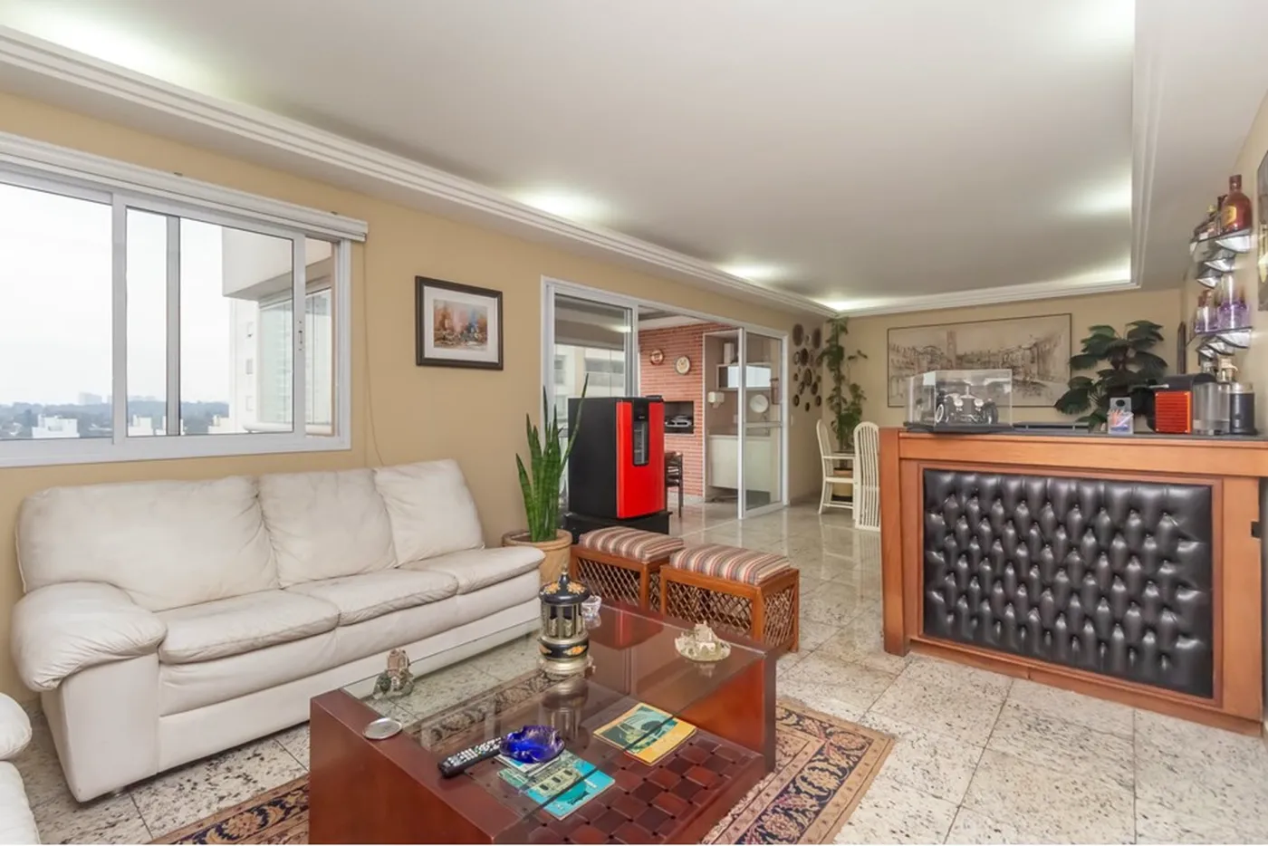 CBEB 520 Apto 601371096-4 - REMAX Boutique Exclusividades