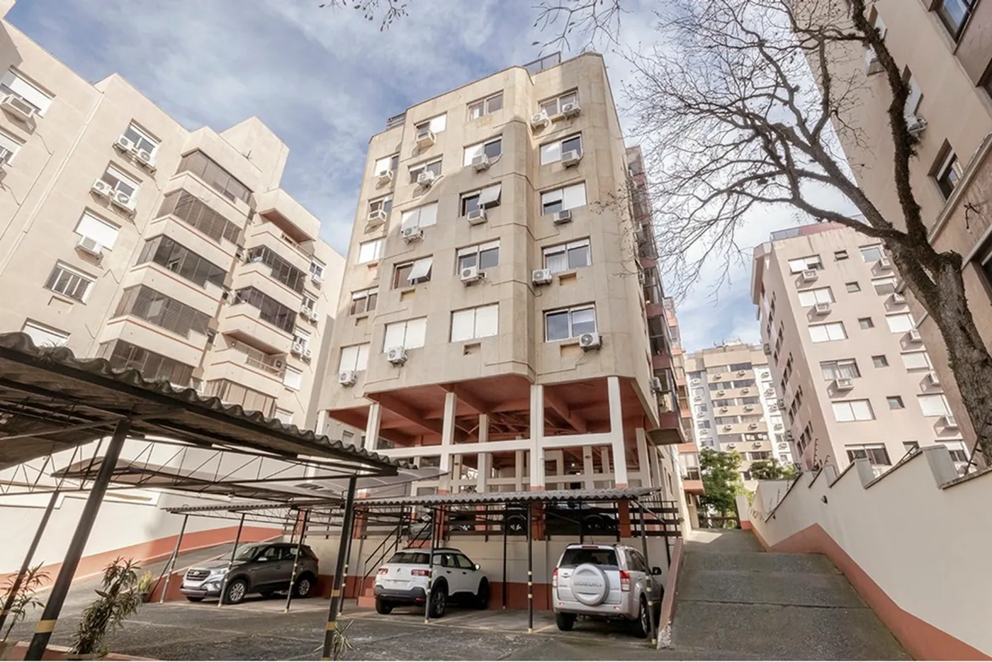 SJHSD 890 Apto 610291021-175 - REMAX Capital Park Exclusividades