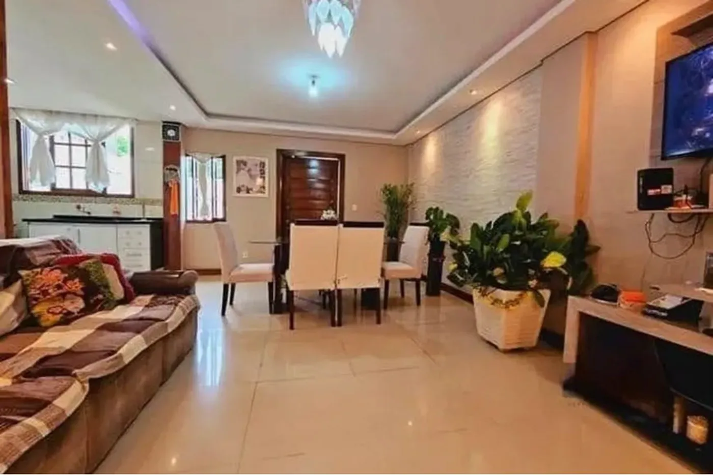 APEL 165 Casa 612531061-15 - Remax MC3 Exclusividades