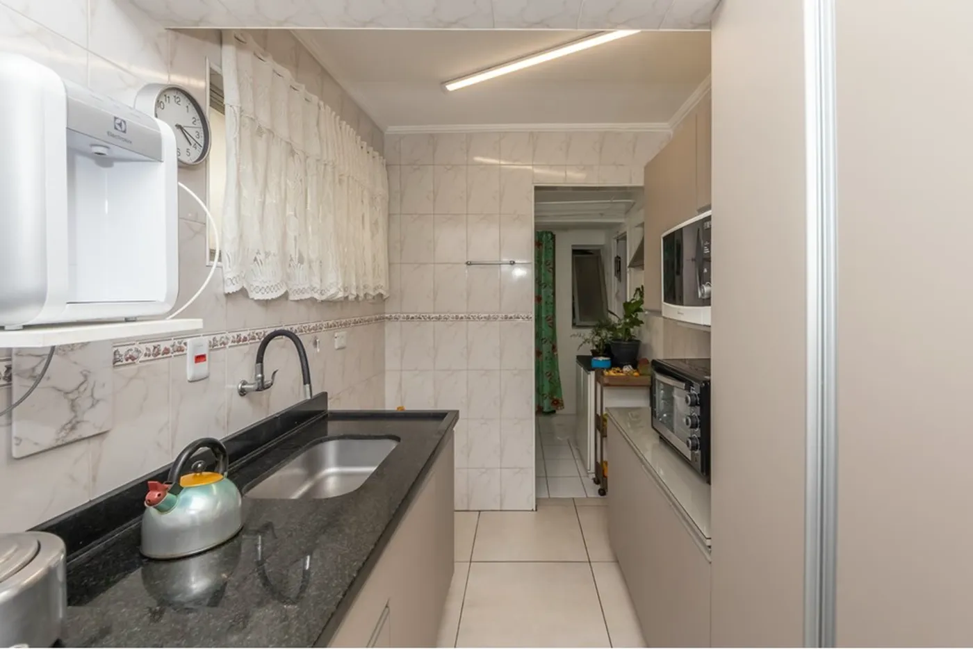 AM 495 Apto 601241033-92 - REMAX Ville Exclusividades