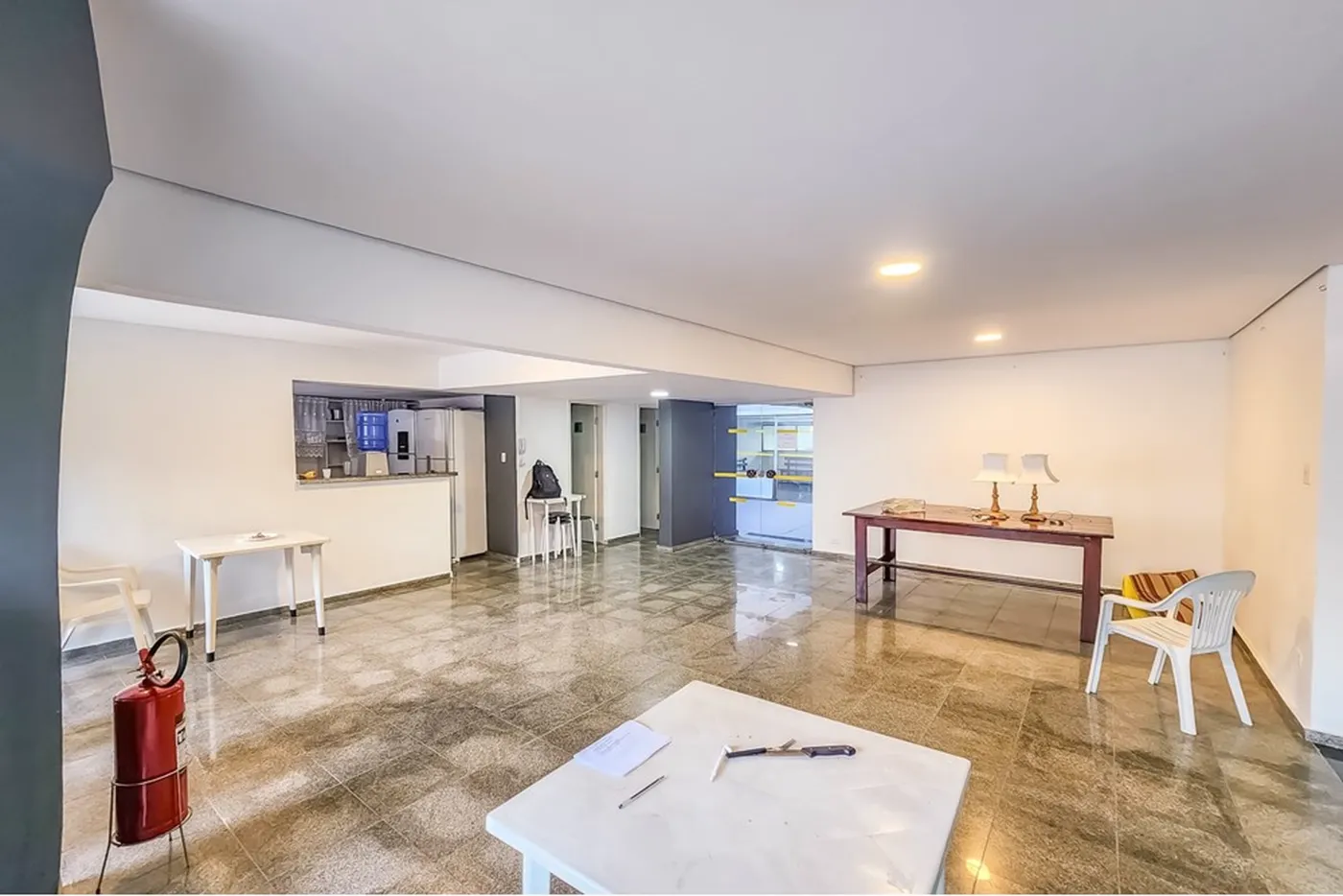 AM 495 Apto 601241033-92 - REMAX Ville Exclusividades