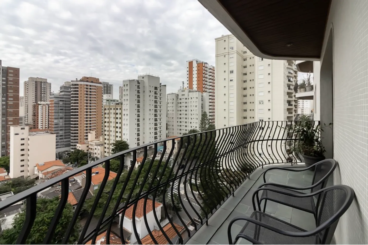 PB 1198 Apto 601721030-31 - REMAX Front Exclusividades