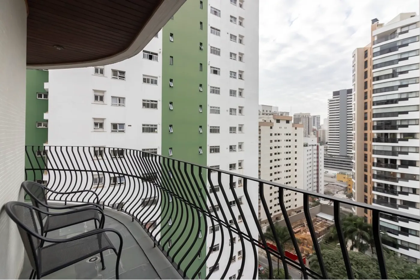 PB 1198 Apto 601721030-31 - REMAX Front Exclusividades
