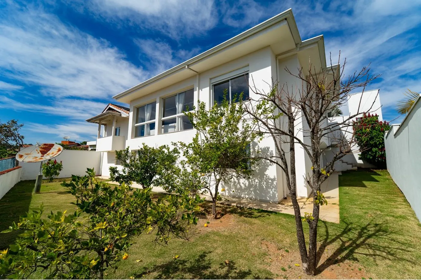 PDFDC 563 Casa 690591004-66 - REMAX Máxima Exclusividades