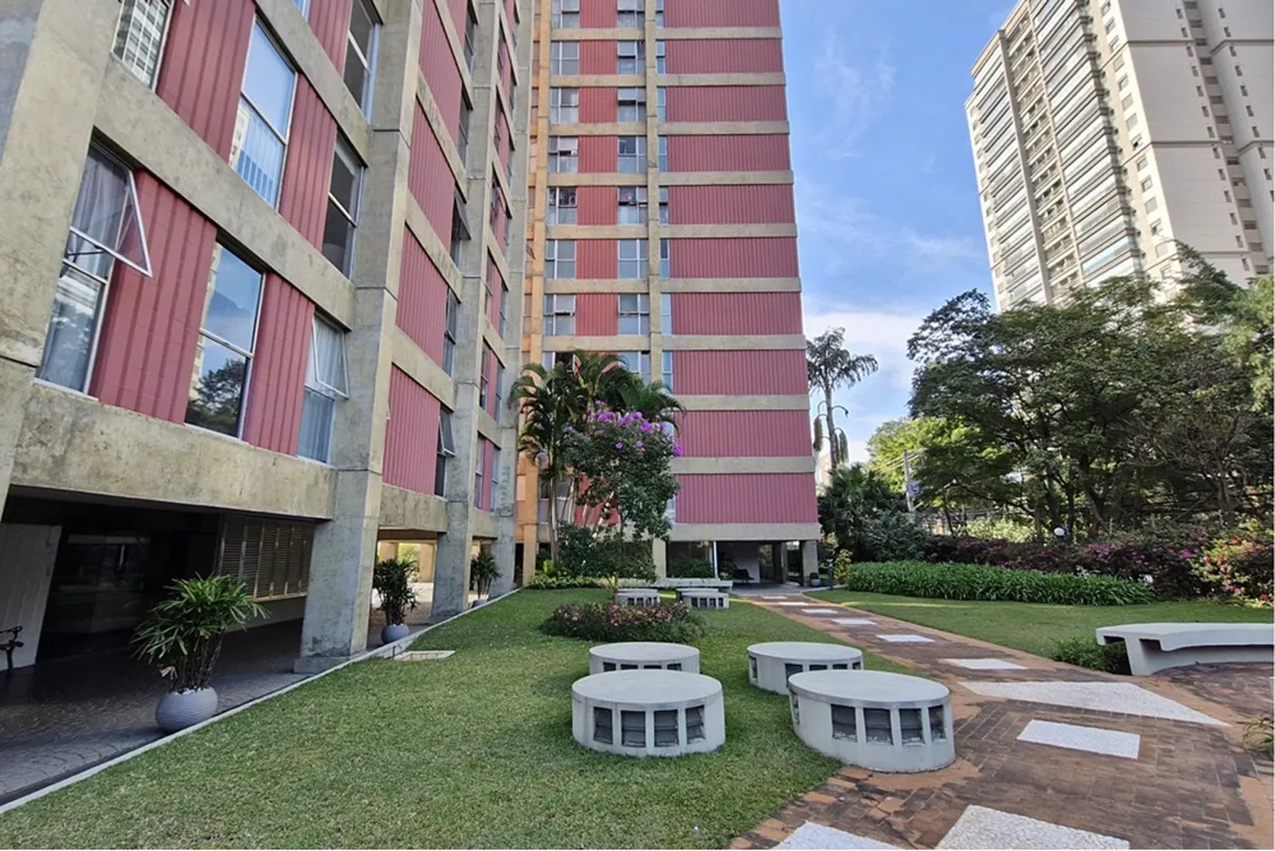 CSACP 116 Apto 601361016-163 - REMAX Trio Exclusividades