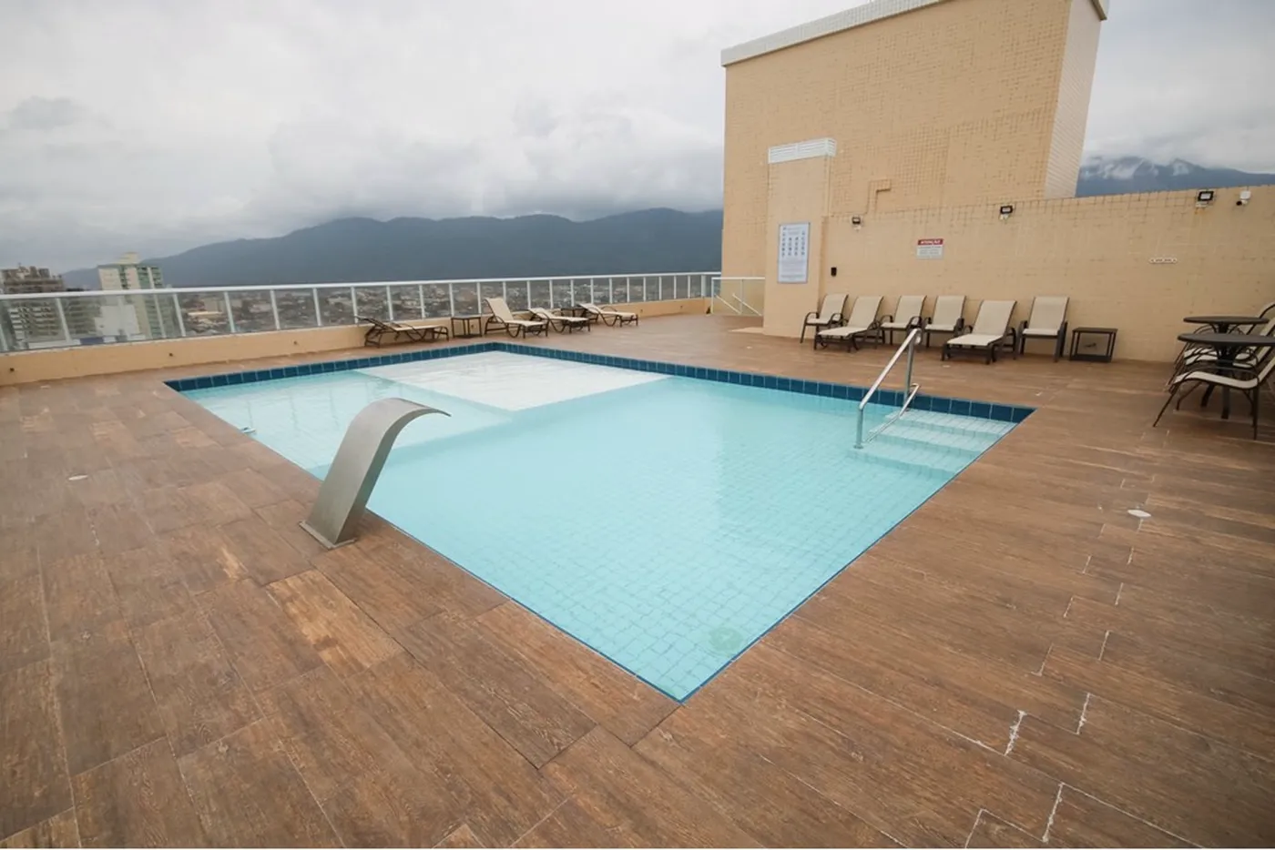 JRPCB 16140 Apto 601131017-49 - REMAX Ares Exclusividades