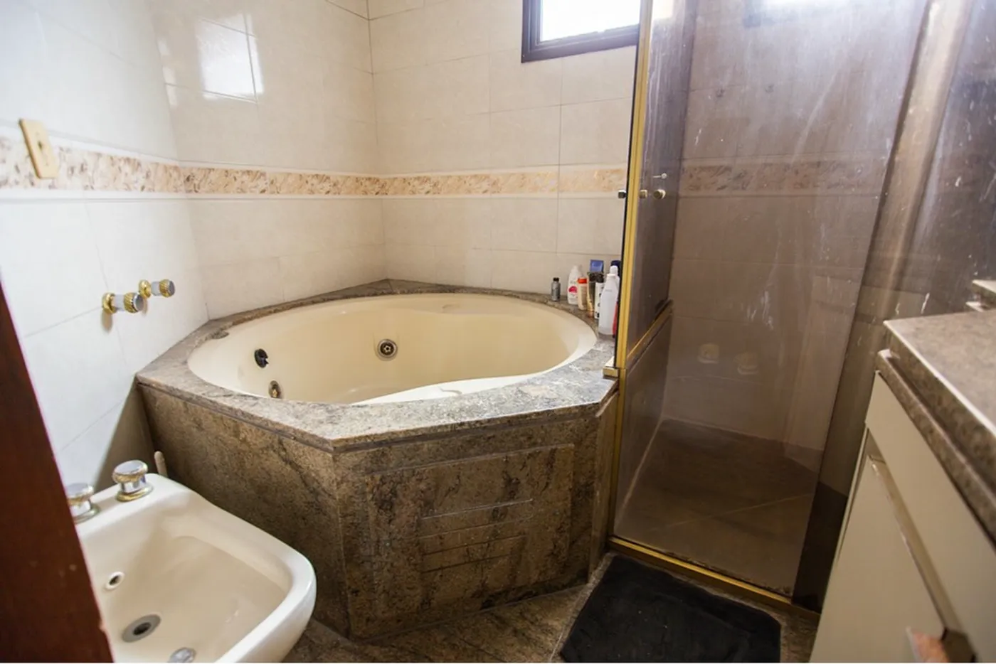 PA 688 Apto 601081090-15 - REMAX Lepex Exclusividades