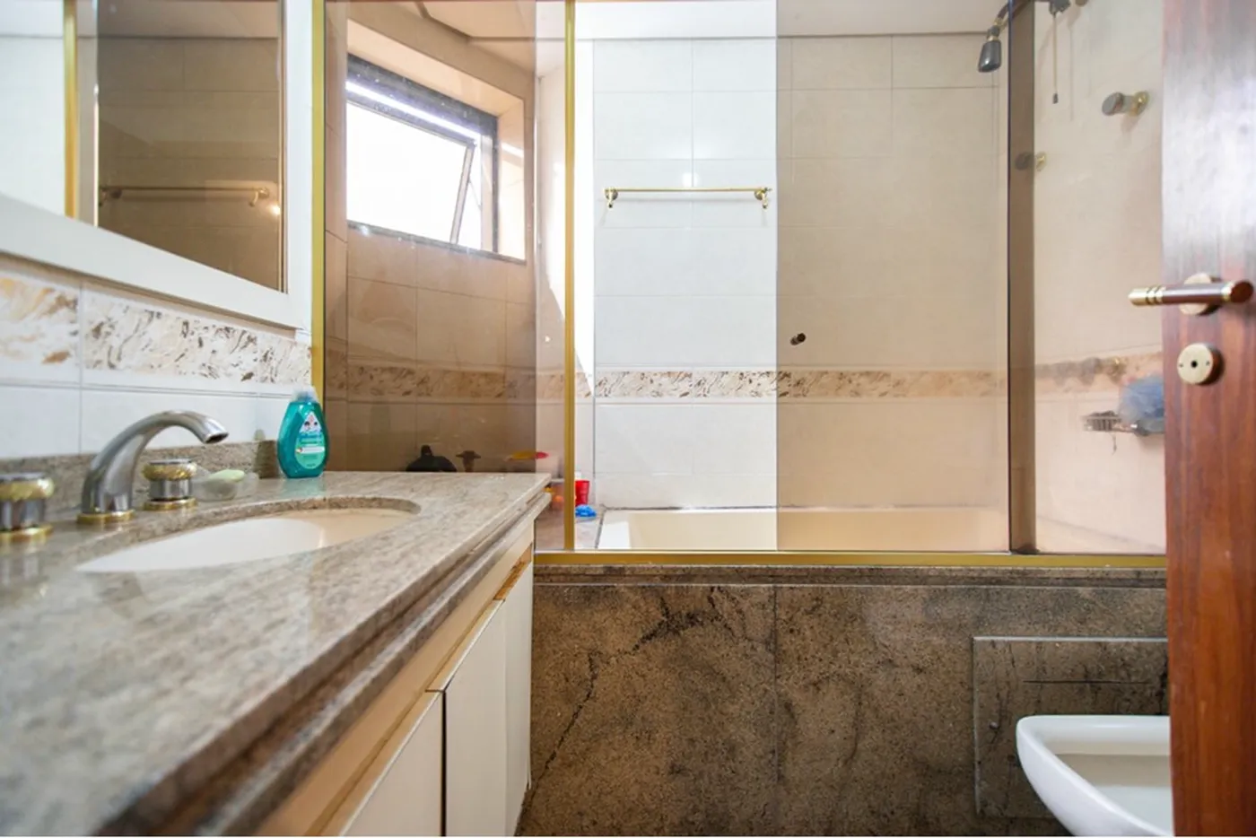 PA 688 Apto 601081090-15 - REMAX Lepex Exclusividades