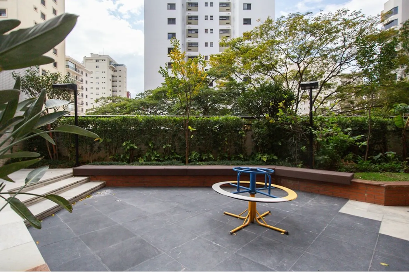 PA 688 Apto 601081090-15 - REMAX Lepex Exclusividades
