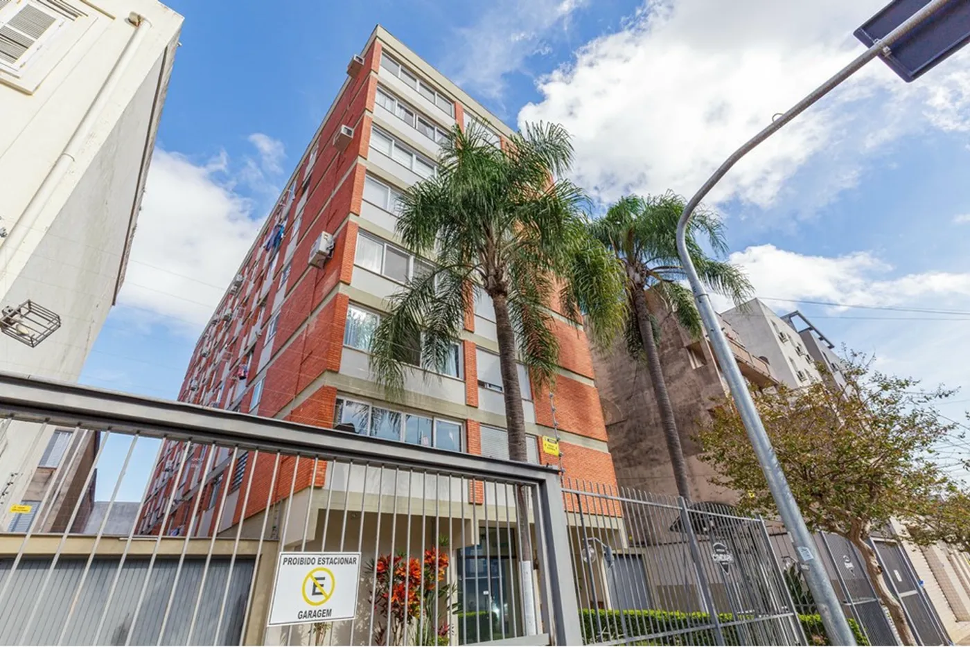 FEA 330 Apto 610371014-150 - REMAX Rocket Exclusividades