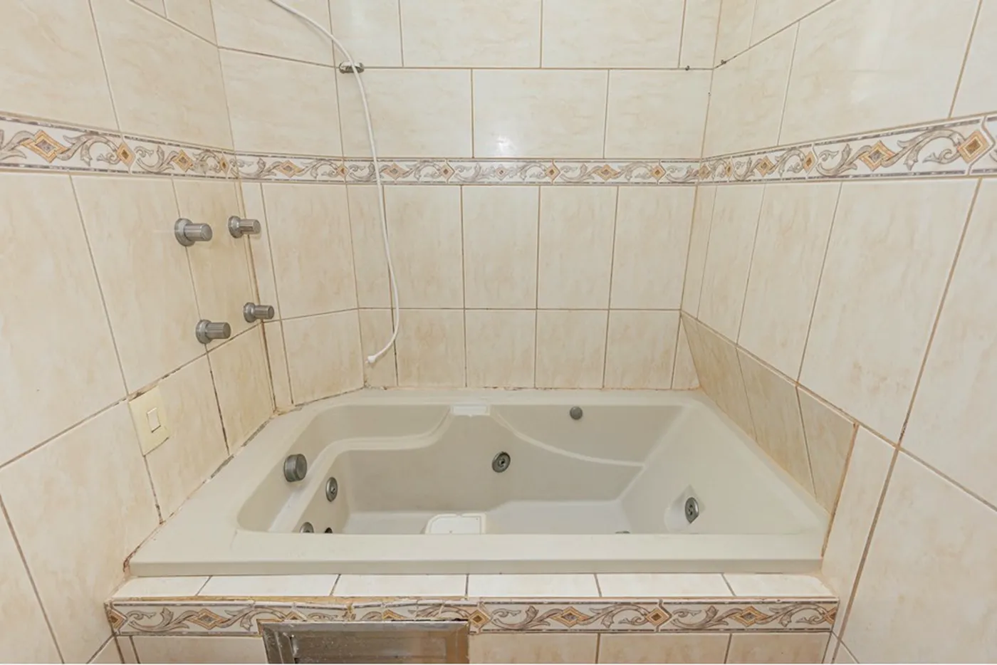 CDPJP 1183 Apto 610371014-149 - REMAX Rocket Exclusividades