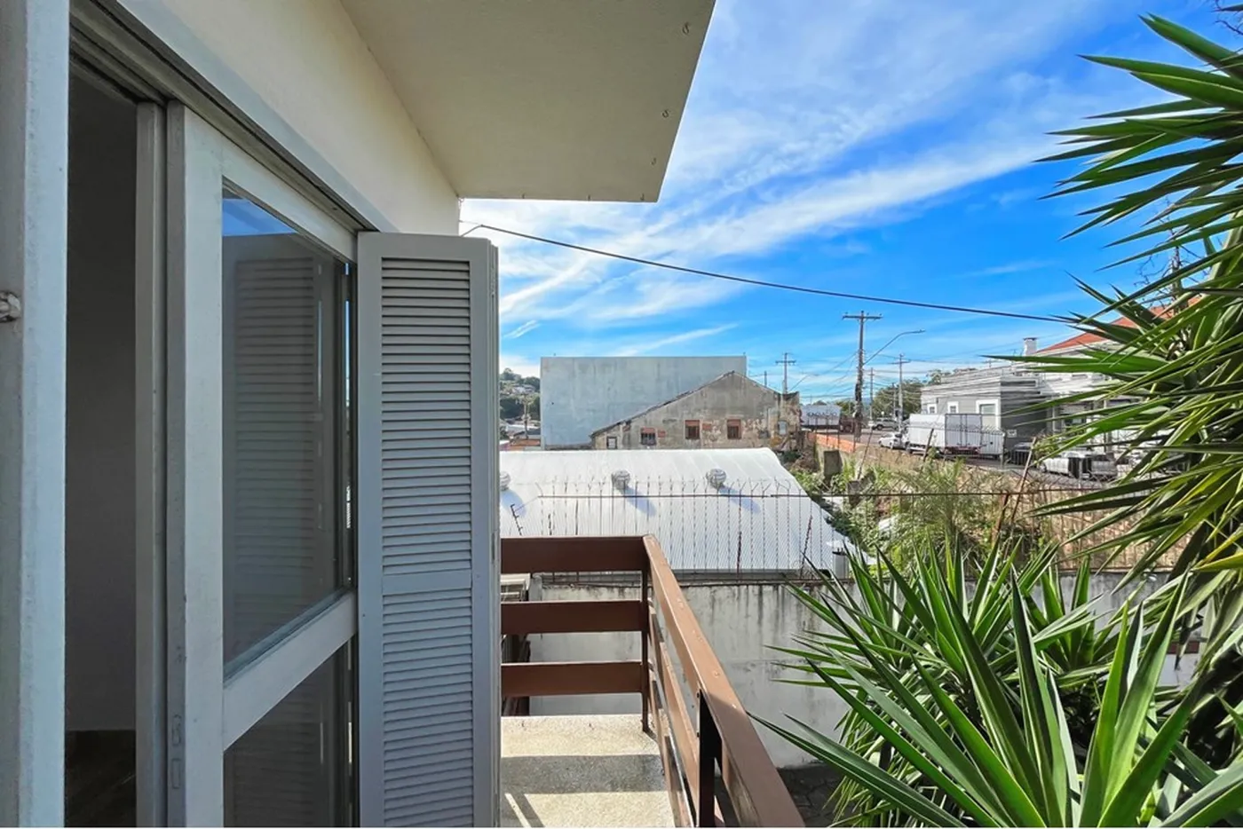 TN 700 Apto 610101004-56 - REMAX Tri Exclusividades