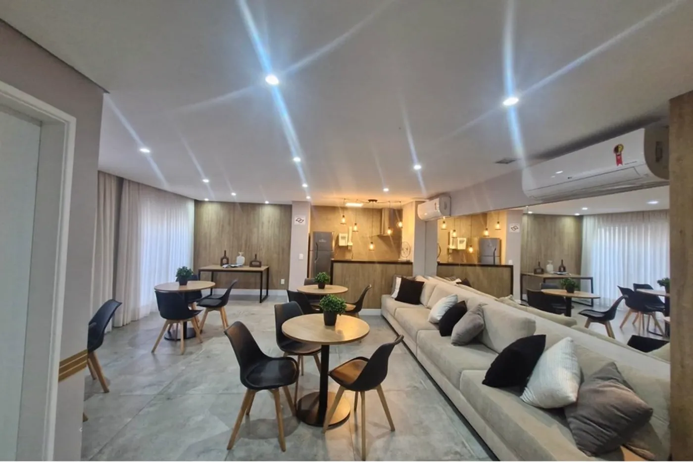 VEE 472 Apto 602291018-167 - REMAX B12 Exclusividades