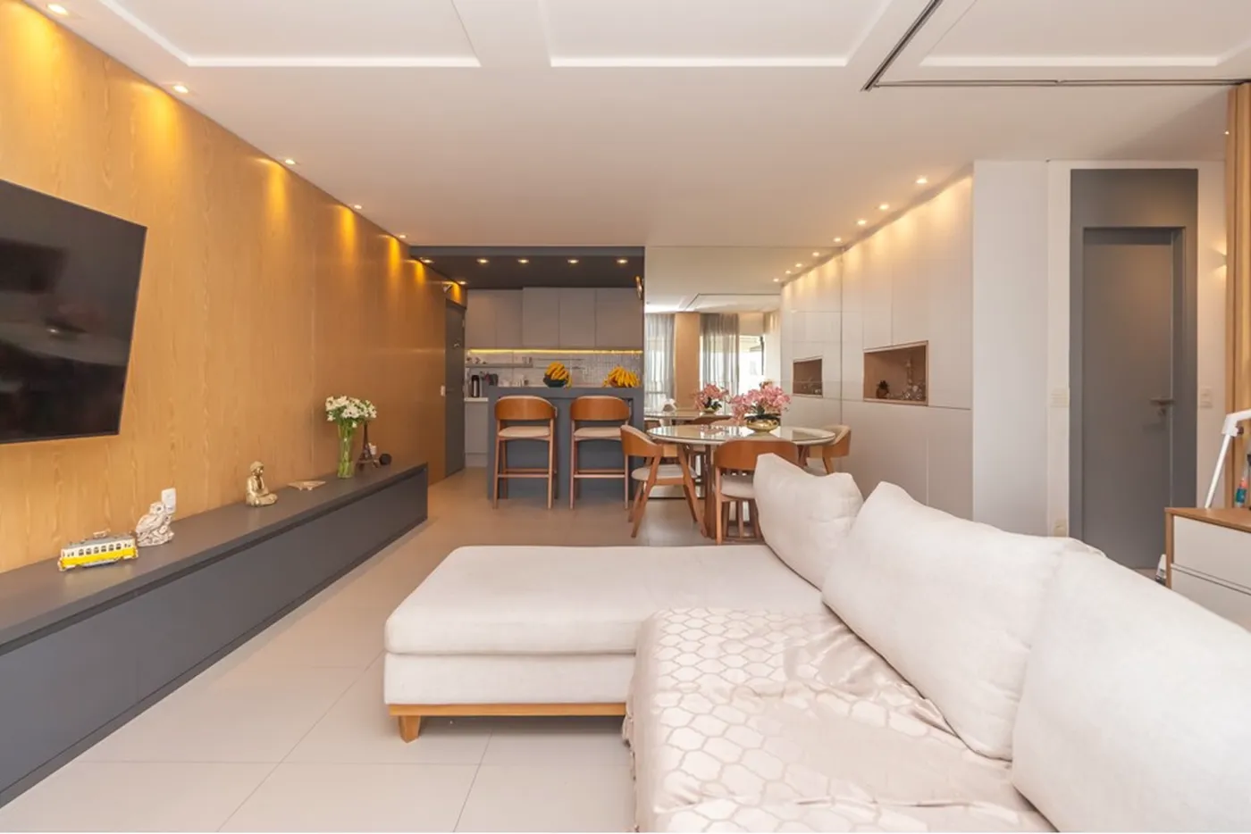 CICDL 536 Apto 602031008-73 - REMAX Classique Exclusividades