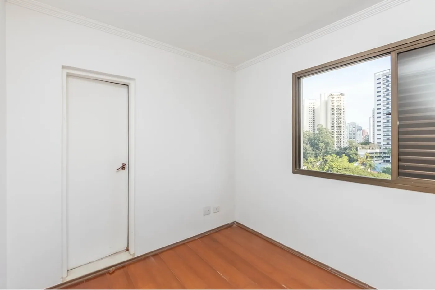 VAA 172 Apto 601721052-3 - REMAX Front Exclusividades