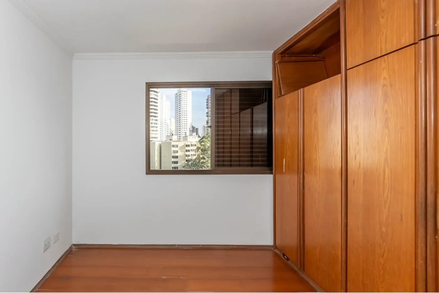 VAA 172 Apto 601721052-3 - REMAX Front Exclusividades