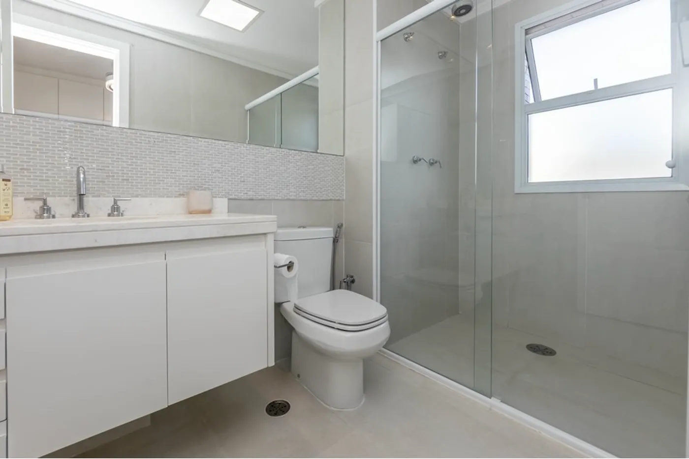 BNY 161 Apto 602221002-35 - REMAX Galeria Exclusividades