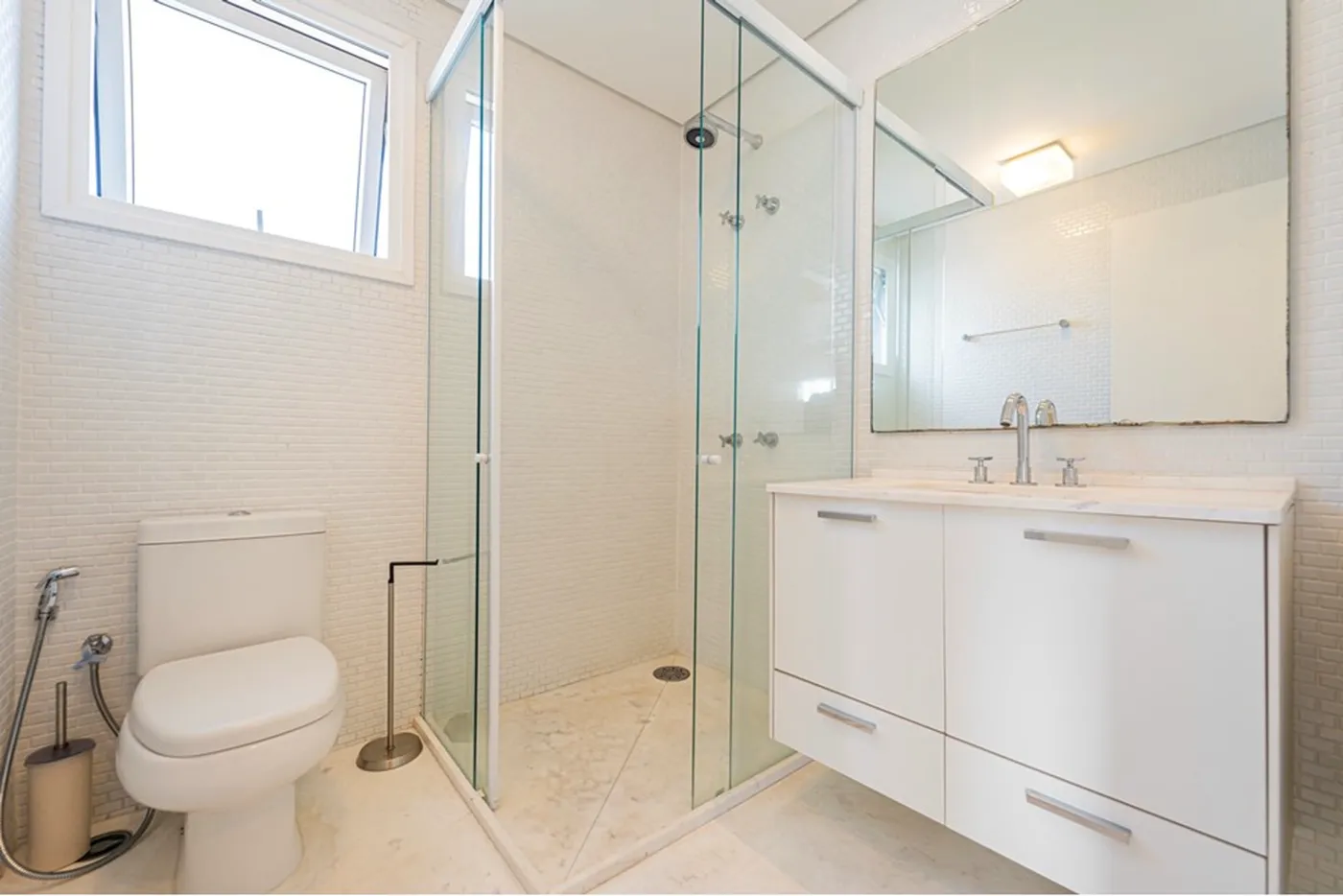 VONC 147 Apto 601301082-12 - Remax Studio 76 Exclusividades