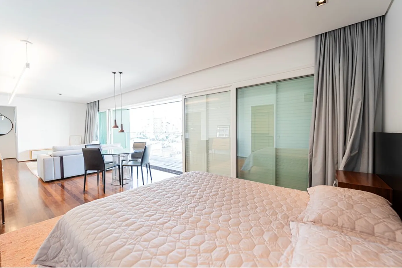 VONC 147 Apto 601301082-12 - Remax Studio 76 Exclusividades