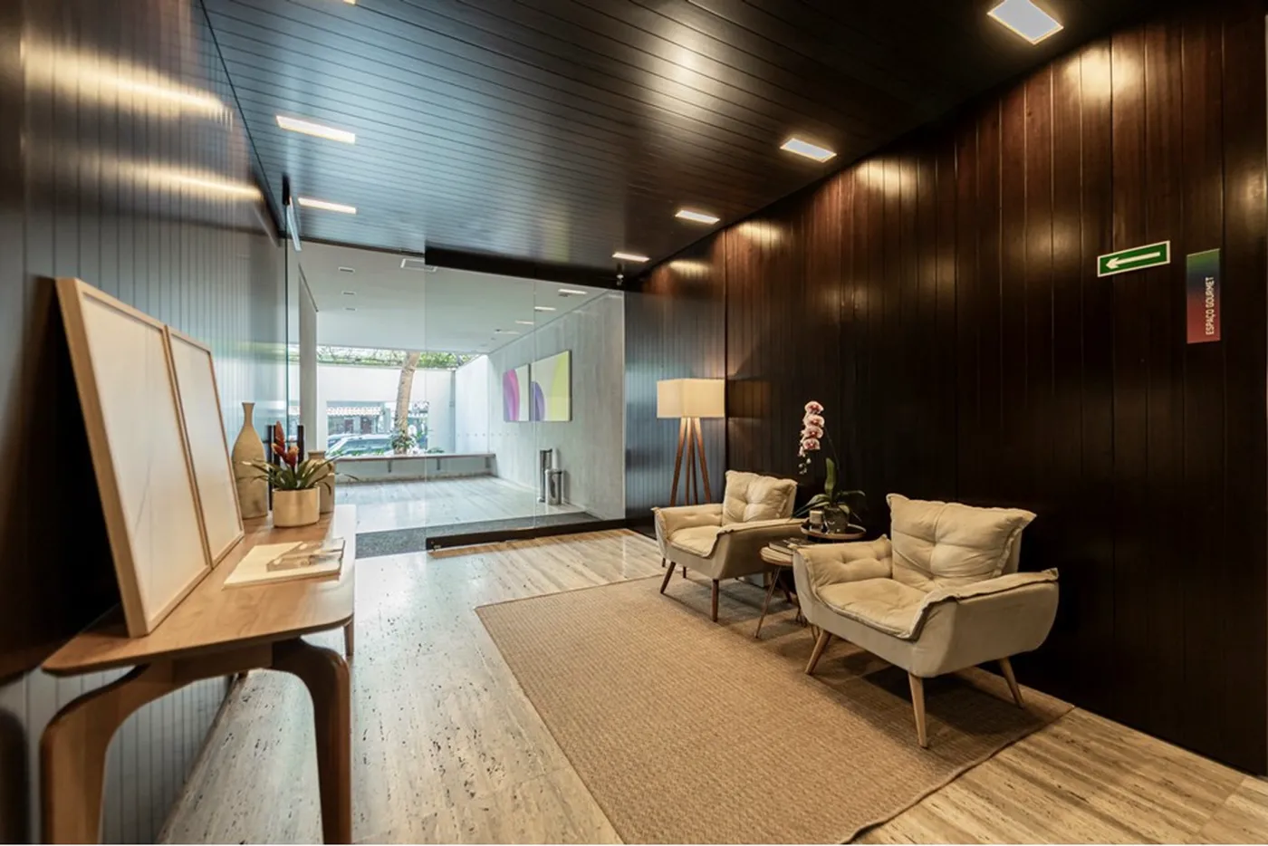 VONC 147 Apto 601301082-12 - Remax Studio 76 Exclusividades