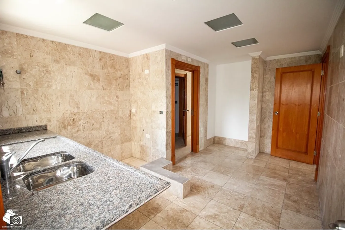 VAI 180 Apto 601361045-13 - REMAX Trio Exclusividades