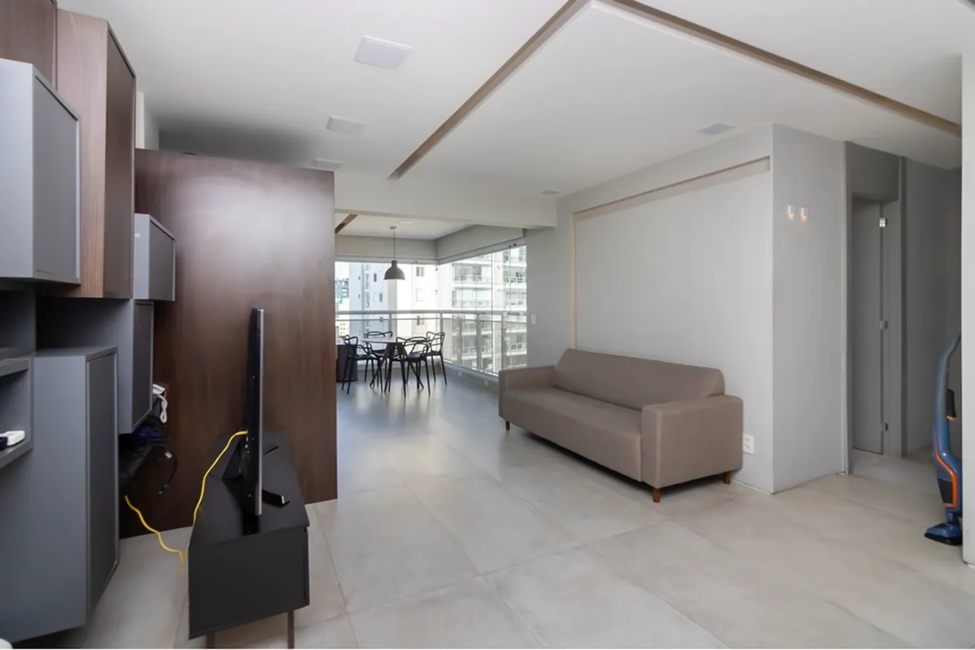BVP 363 Apto 601481005-200 - REMAX Comunità Exclusividades