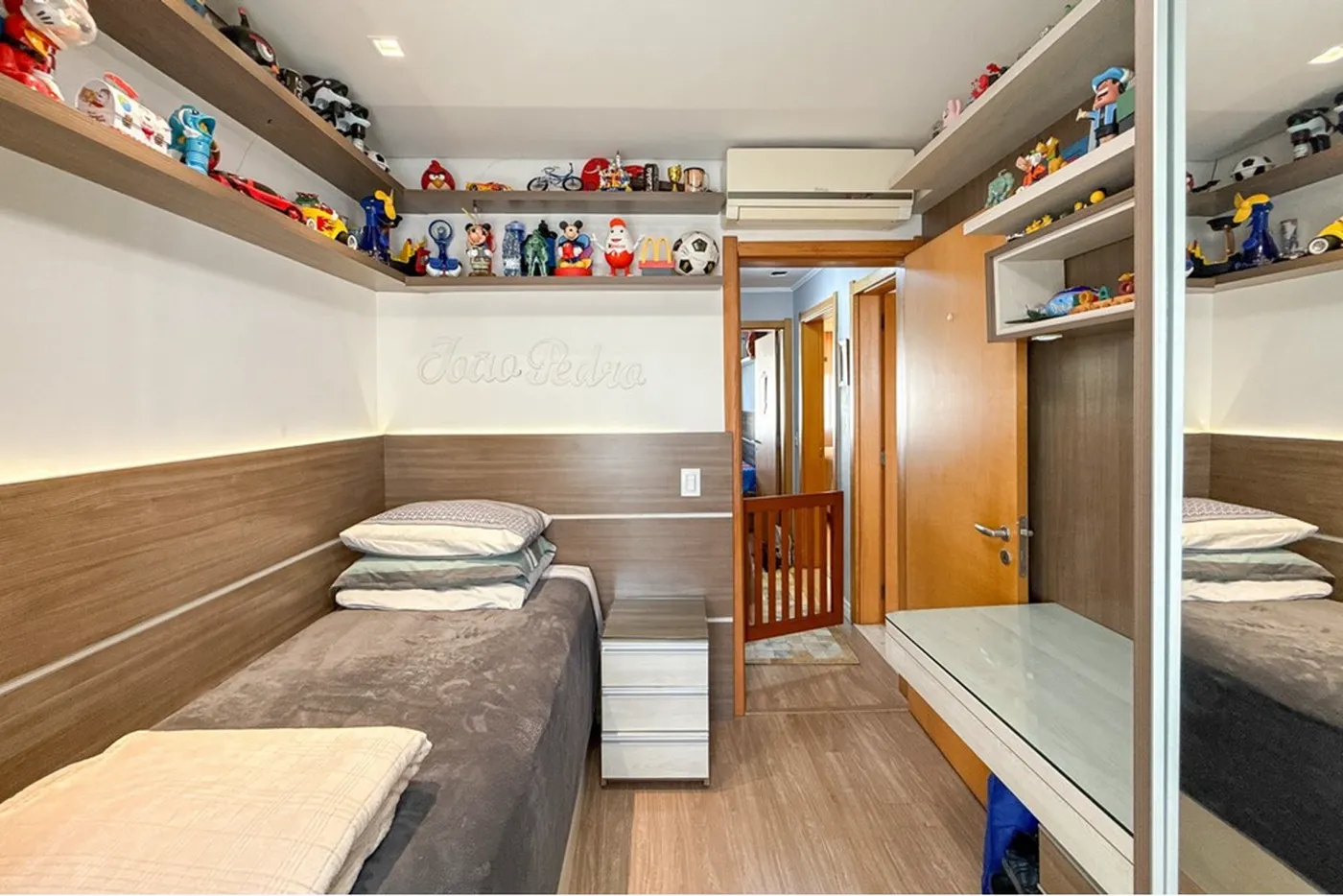 EVA 550 Casa 612651033-94 - REMAX Pillares Exclusividades