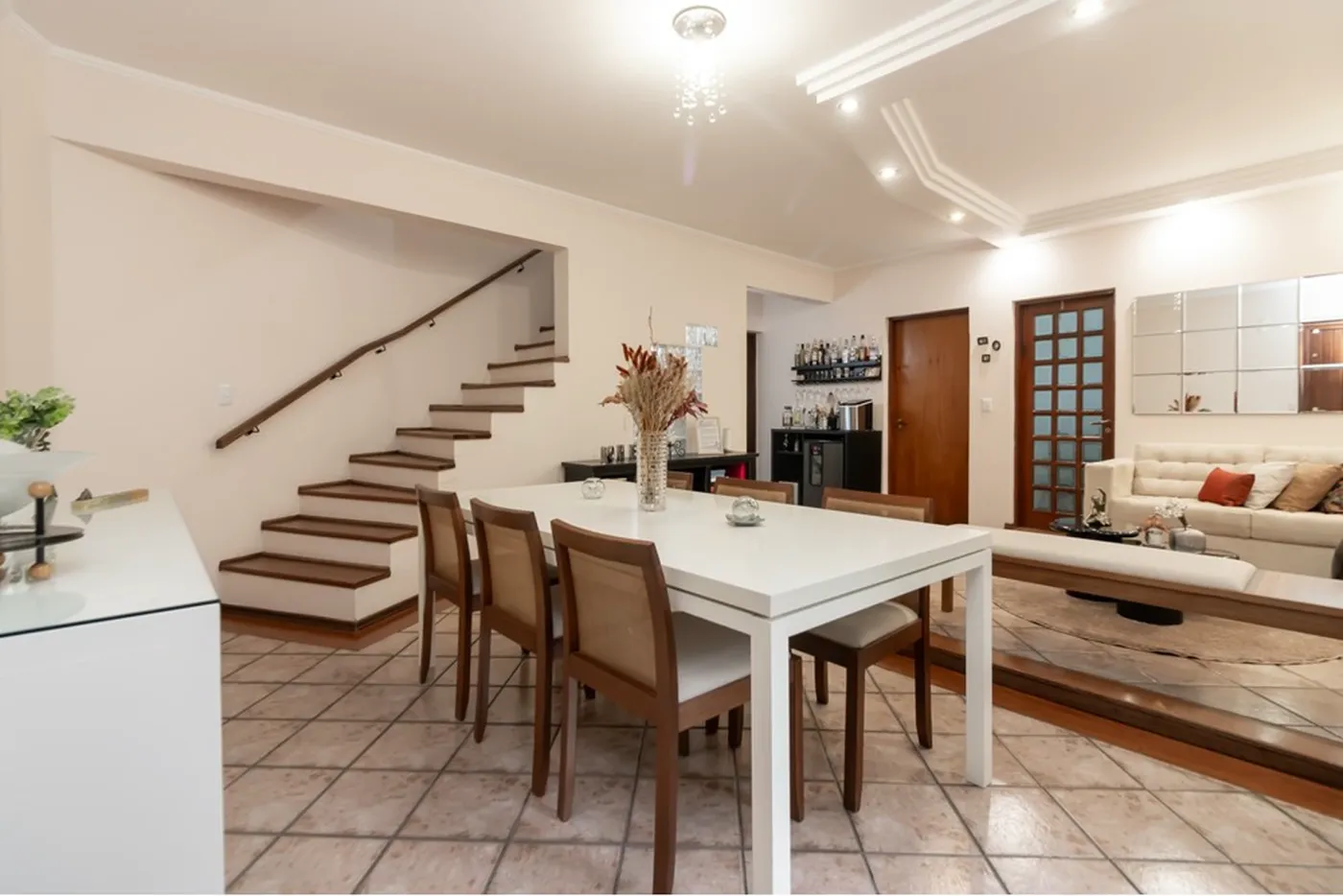 JVBCT 524 Casa 602291020-33 - REMAX B12 Exclusividades
