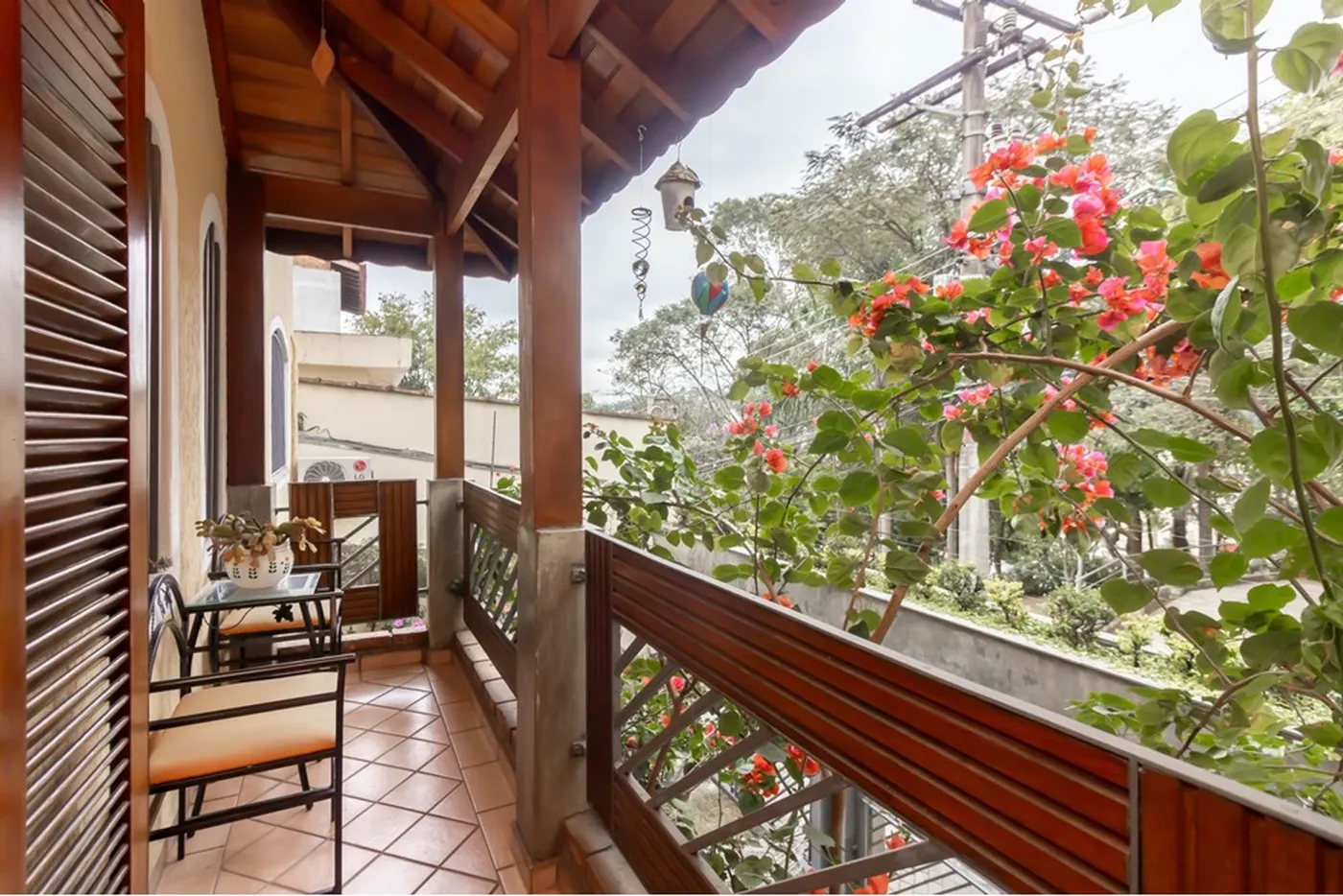 JVBCT 524 Casa 602291020-33 - REMAX B12 Exclusividades