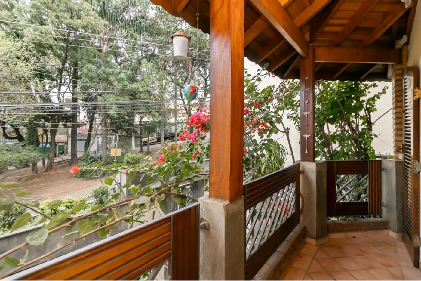 JVBCT 524 Casa 602291020-33 - REMAX B12 Exclusividades