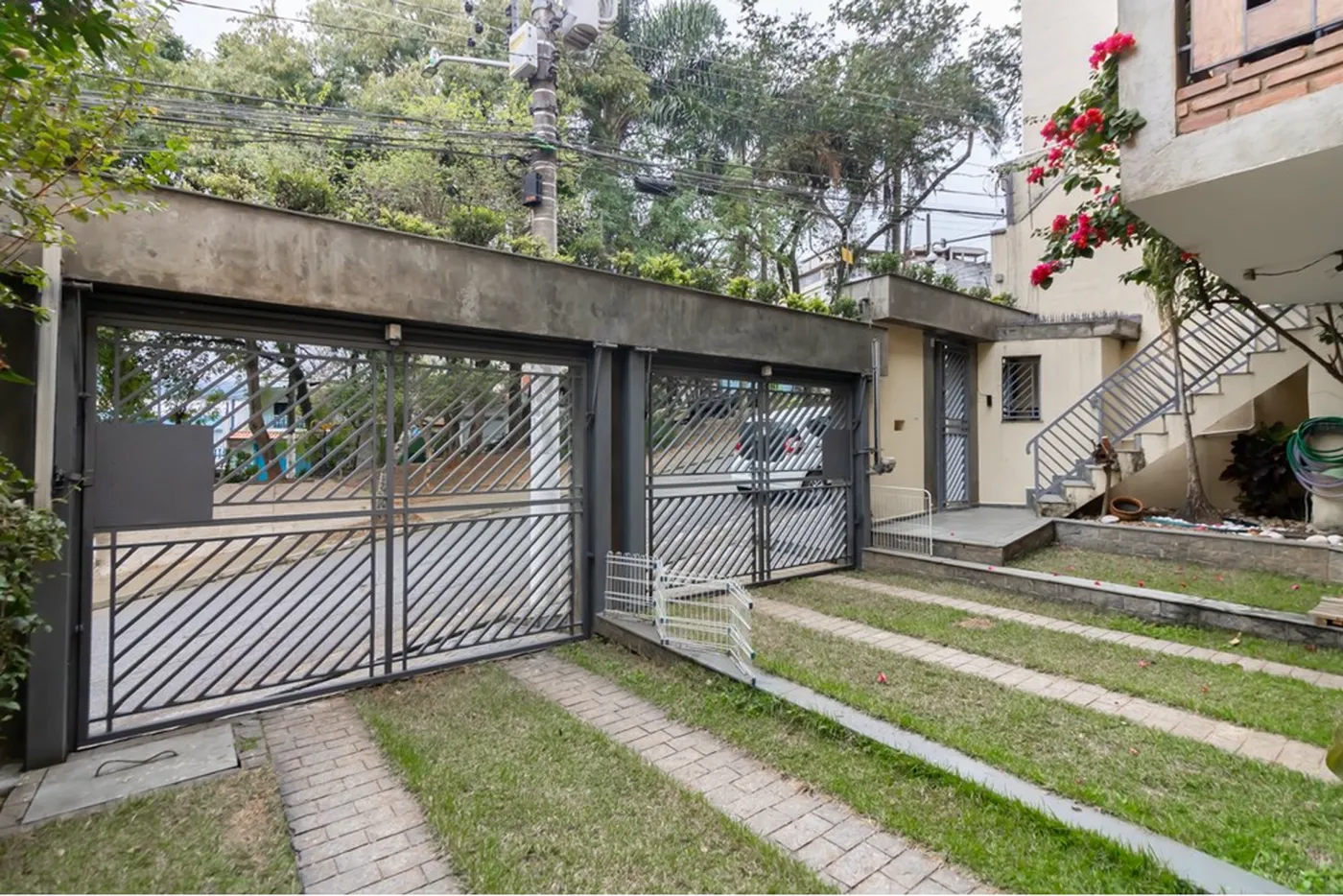 JVBCT 524 Casa 602291020-33 - REMAX B12 Exclusividades