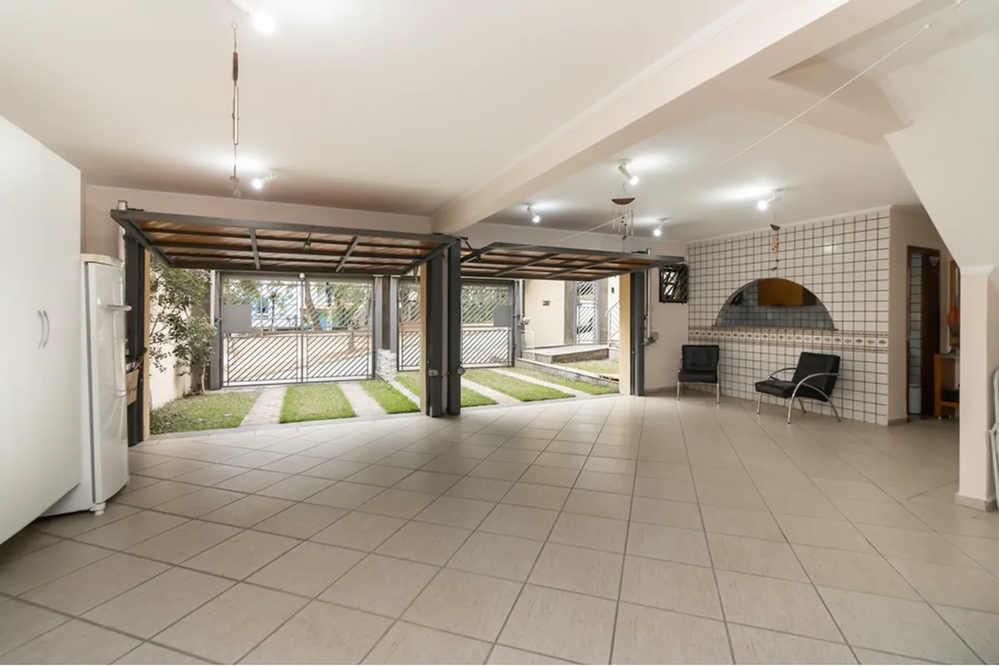 JVBCT 524 Casa 602291020-33 - REMAX B12 Exclusividades