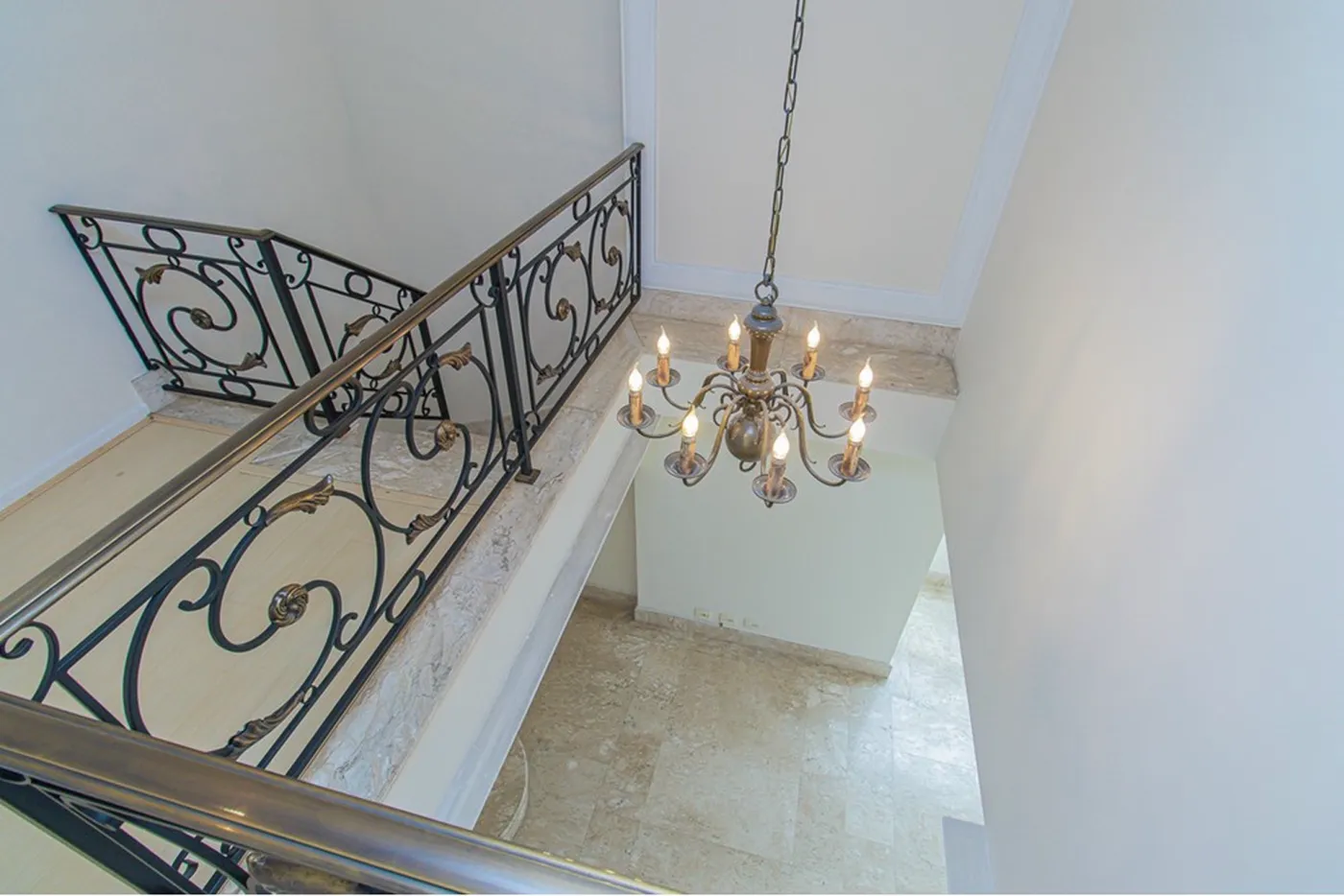 HH 870 Apto 601081011-69 - REMAX Lepex Exclusividades