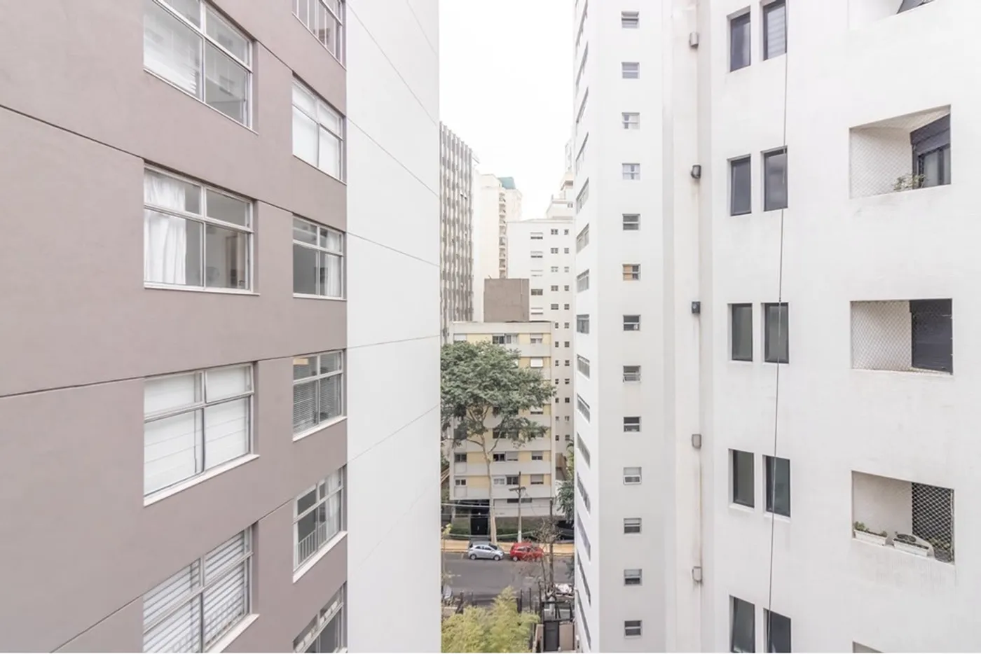 HBDI 709 Apto 601081048-33 - REMAX Lepex Exclusividades