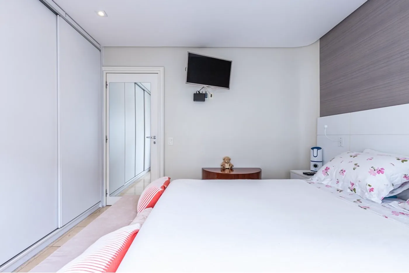 HA 324 Apto 601081056-38 - REMAX Lepex Exclusividades
