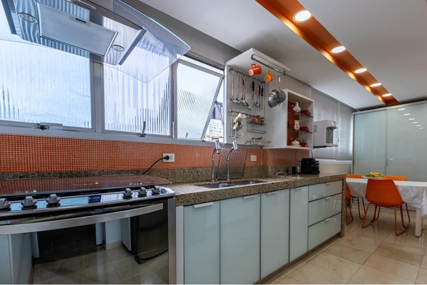 HA 324 Apto 601081056-38 - REMAX Lepex Exclusividades